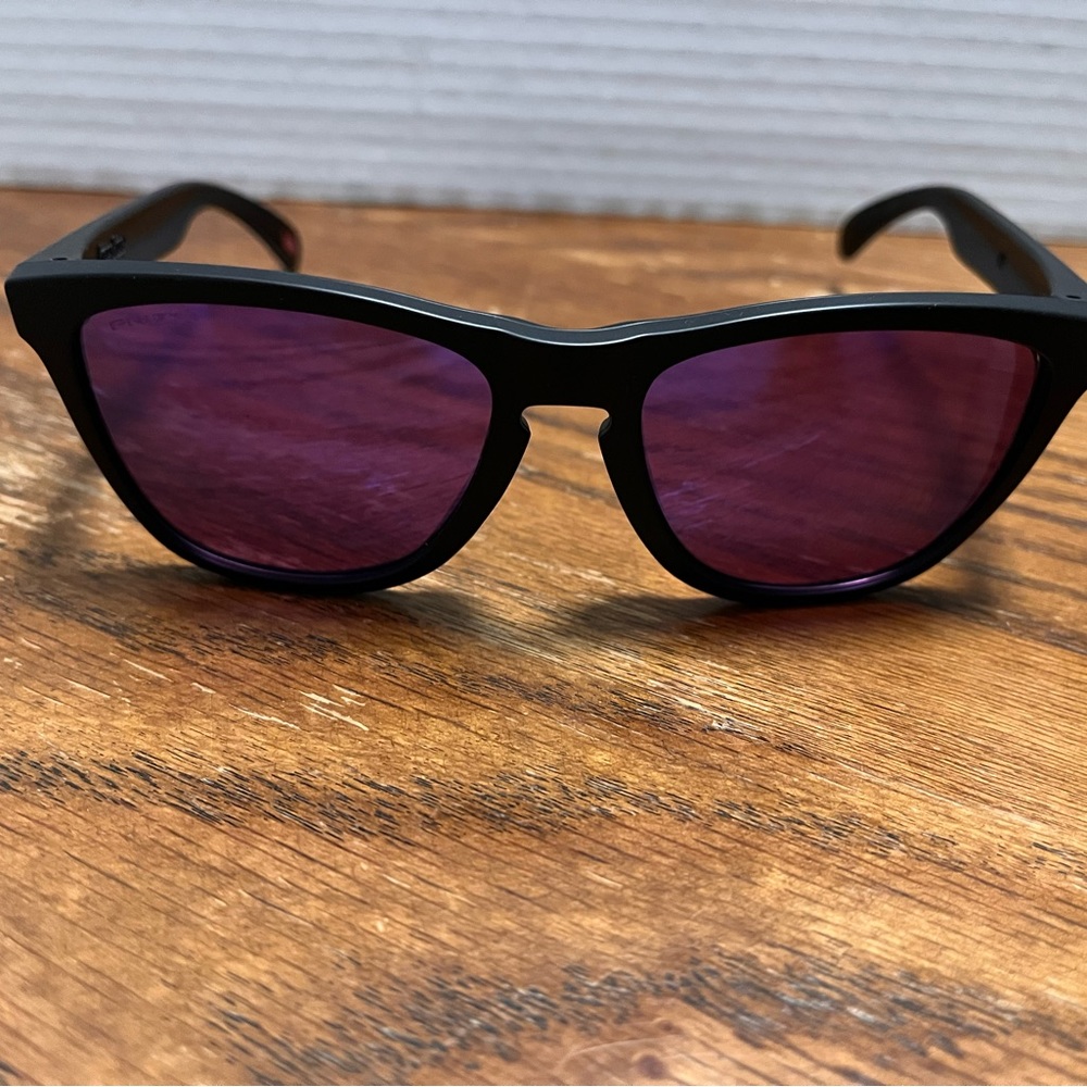 Oakley Frogskins